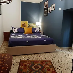 https://casa-famoso.taorminaitalyhotels.com